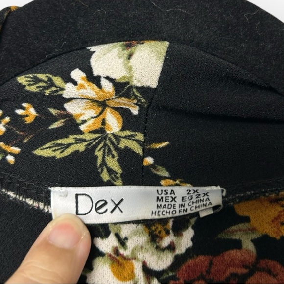 Dex Floral Open Belted Sweater Top 2X - Picture 3 of 4